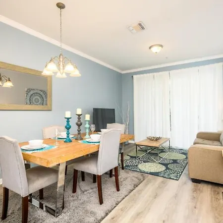 New Beautiful Deluxe Condo, Vista Cay - 3022